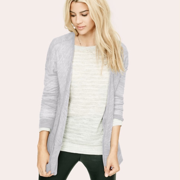 Lou & Grey Sweaters - Lou & Grey Gray Gauzy Long Open Cardigan Pockets M